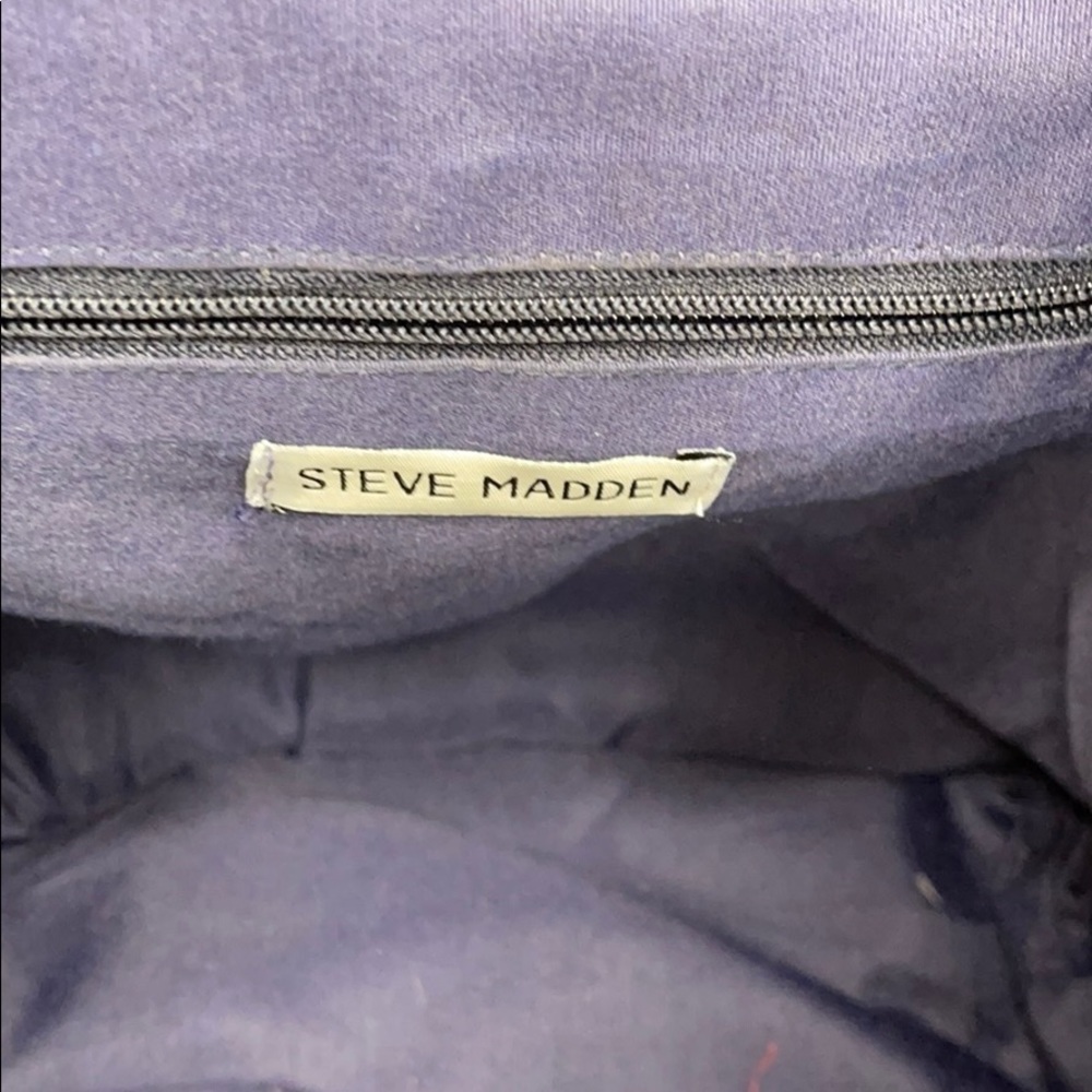 Backpack - Picture 8 of 12